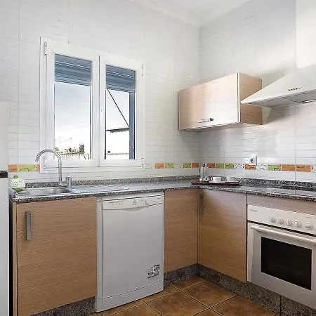 Con Piscina Privada Y Wi-fi Villa